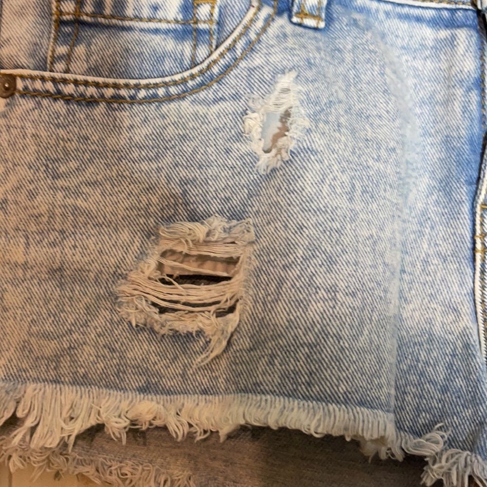 Bullhead Denim Low Rise Distressed Shorty Shorts 3 - Picture 6 of 16